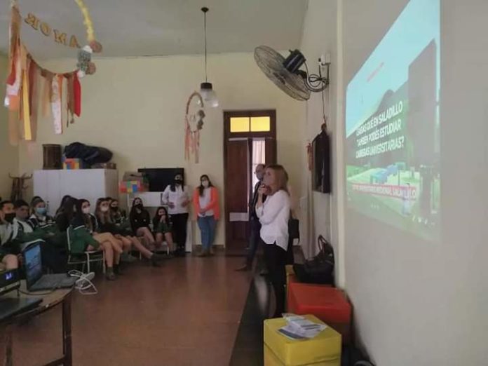 curs escuelas secundarias