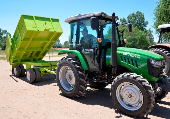 tractor