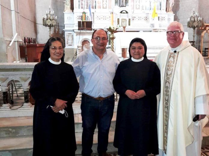 salomon monjas parroquia