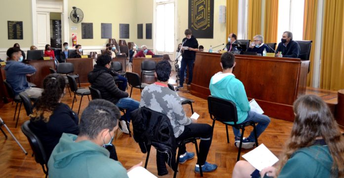 hcd-sesion especial01