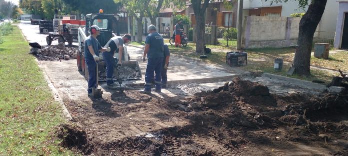reparan pavimento