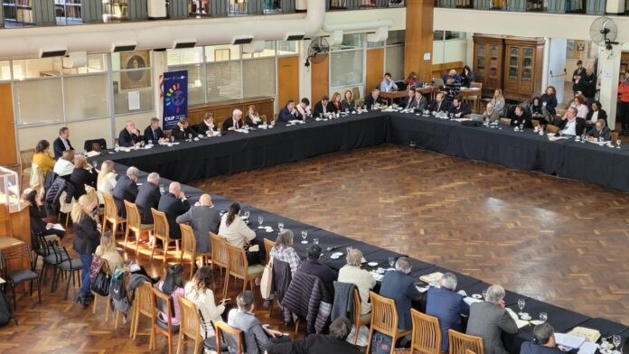 curs congreso universidades02