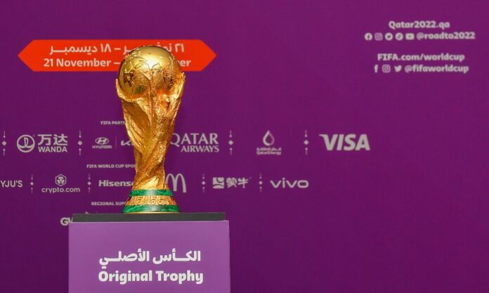 QATAR-DOHA-COPA MUNDIAL DE LA FIFA-GIRA DEL TROFEO