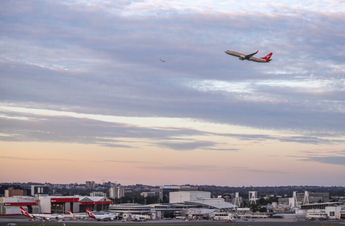 AUSTRALIA-SIDNEY-AEROLINEA