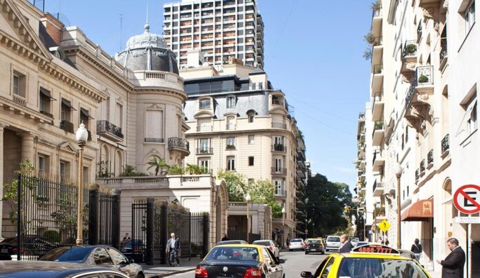 avenida_alvear_recoleta_palacio_1500x610-e1675265168140