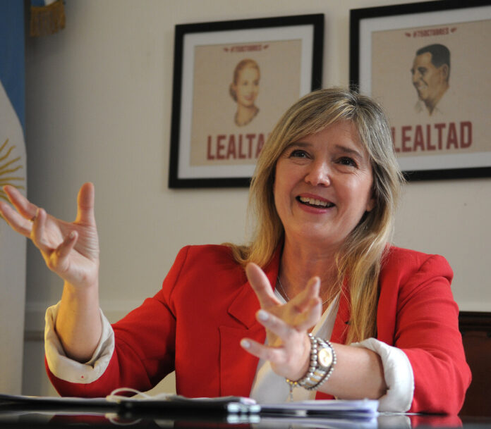 ministra1