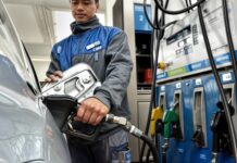 YPF aplicó un aumento del 1% a todos sus combustibles