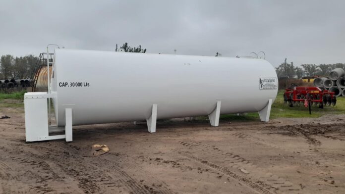 El Municipio de Roque Pérez adquirió un nuevo tanque de combustible