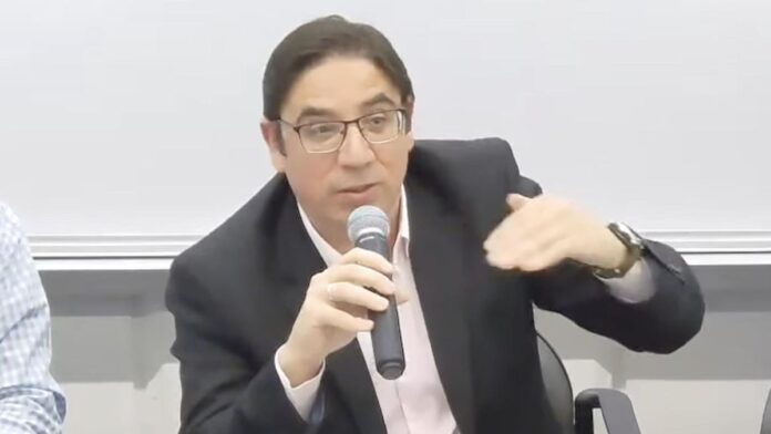 Alvarez