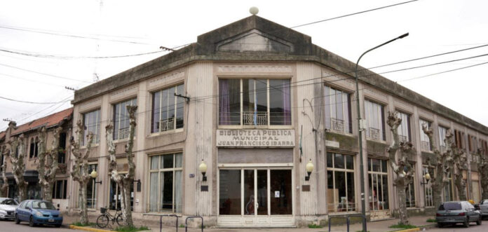 Biblioteca Ibarra