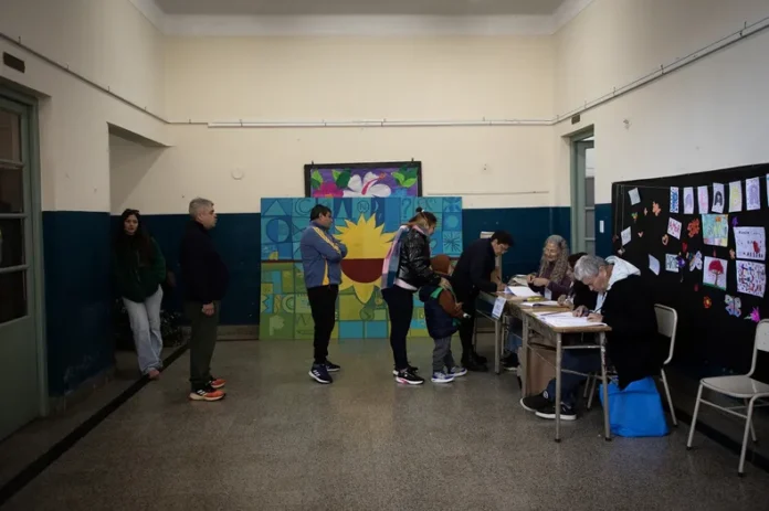 elecciones-fila