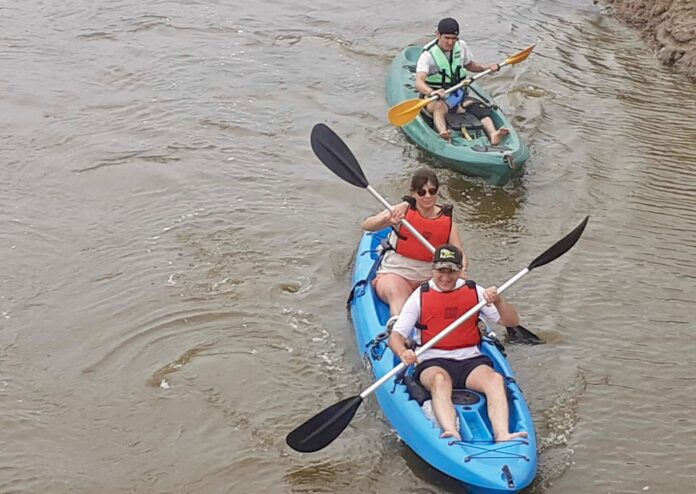 kayak