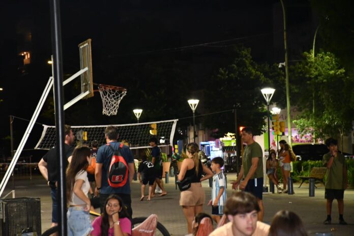 jueves joven