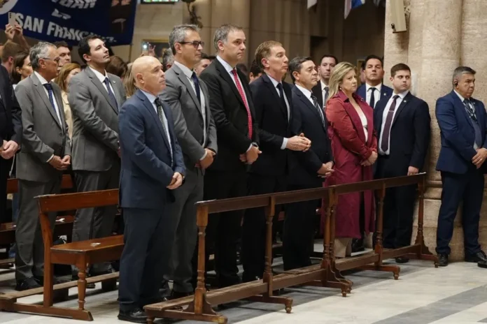 funcionarios nacionales