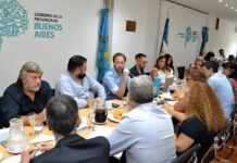 Paritaria: el Bapro ofrece plan de desendeudamiento pero Kicillof dilata la oferta salarial