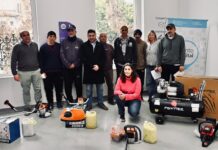 Producción | Egüen entregó microcréditos y herramientas a emprendedores locales