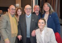 Emotivo homenaje a Oscar Domínguez en el Teatro Marconi