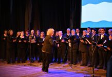 El Municipio y el HCD homenajean al Coral 25 por su 70º aniversario