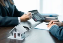 El crédito hipotecario se enfría y enciende una alarma en el mercado inmobiliario