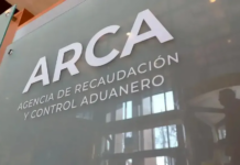 ¿En qué consiste el régimen simplificado de Ganancias por qué genera polémica que Adorni se haya adherido?