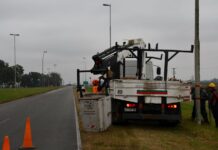 Tareas de iluminación y reparación en la infraestructura urbana