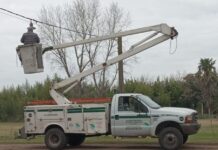 Realizaron tareas de reparación eléctrica en la localidad de Polvaredas