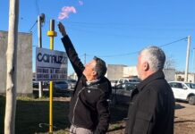 Sciaini y Camuzzi inauguraron la red de gas natural en el barrio La Copa