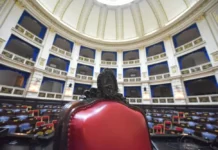 Diputados: el oficialismo consiguió postergar la sesión especial por IOMA