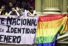 La Justicia suspendió el DNU de Milei que prohibía tratamientos de afirmación de género para menores