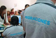 El Gobierno endurece la ley migratoria y podrá expulsar extranjeros por mensajes de odio contra argentinos