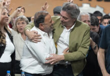 Reunión en La Rioja: Kicillof evitó una foto incómoda y Máximo aprovechó para apuntarle