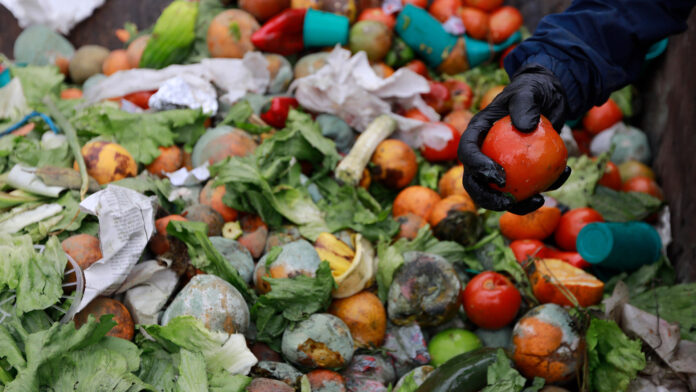 Colombians In Need Search Dumpsters For Leftovers Amid Coronavirus Pandemic