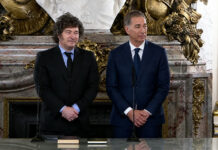 Milei llamó “próximo gobernador de Buenos Aires” a Santilli