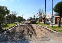 Trabajan para pavimentar la calle 31 entre 14 y 15