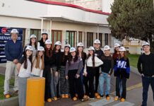 CURS: estudiantes de Contador Público recorrieron la planta de PeetFood