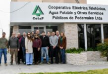 Agua, descentralización y trabajo conjunto: Egüen firmó convenios para Pedernales y Ernestina