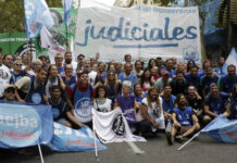 Crece la presión de estatales para que Kicillof convoque a paritarias