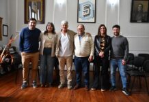 Reconocieron al doctor Ariel Santamarina por sus 36 años de servicio