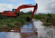 Tareas viales: limpieza de canales, cunetas y mantenimiento de caminos