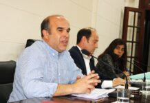 Sesión Especial: Bustingorry responde a la oposición entre recesos y fricciones en el recinto