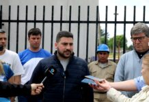 Egüen inauguró la red de gas en el CEF N° 7 y entregó un nuevo desfibrilador